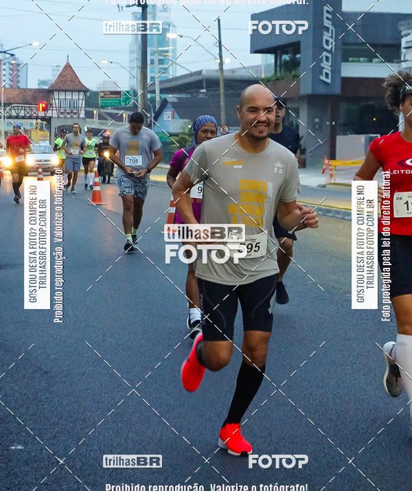 Buy your photos of the eventMeia Maratona de Blumenau on Fotop