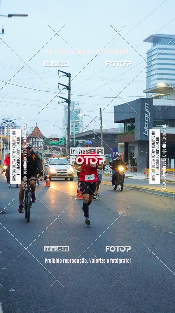 Buy your photos of the eventMeia Maratona de Blumenau on Fotop