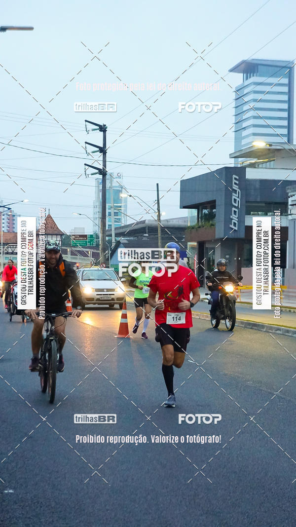 Buy your photos of the eventMeia Maratona de Blumenau on Fotop