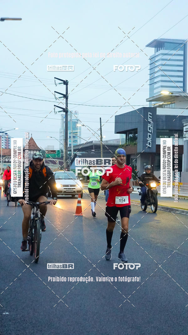 Buy your photos of the eventMeia Maratona de Blumenau on Fotop