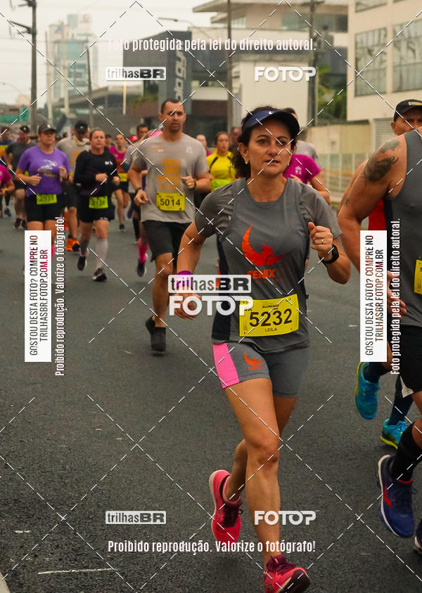 Buy your photos of the eventMeia Maratona de Blumenau on Fotop