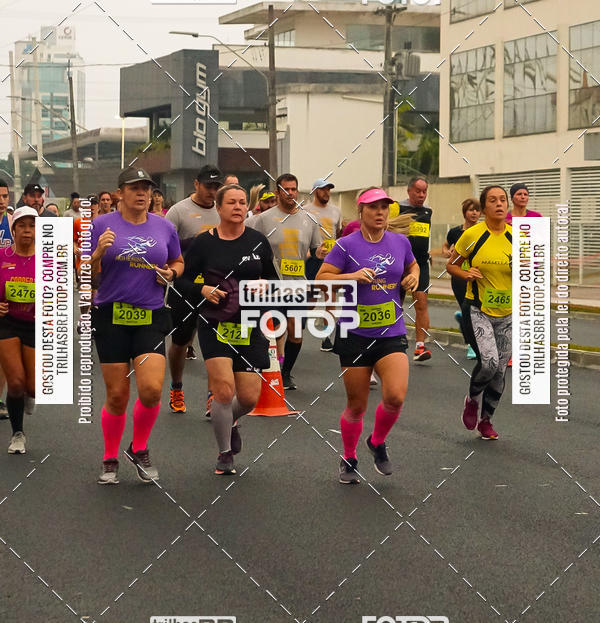 Buy your photos of the eventMeia Maratona de Blumenau on Fotop