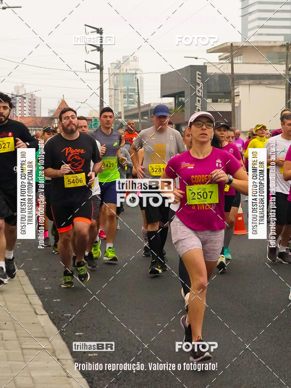 Buy your photos of the eventMeia Maratona de Blumenau on Fotop