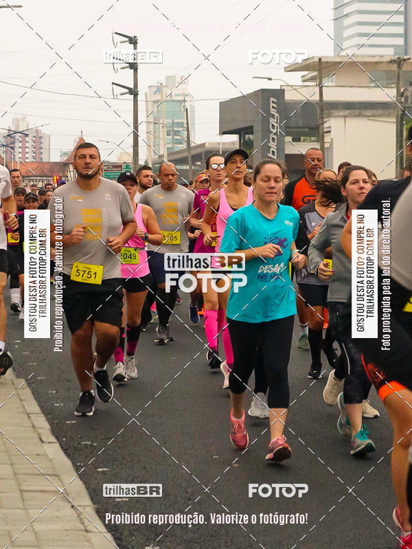 Buy your photos of the eventMeia Maratona de Blumenau on Fotop