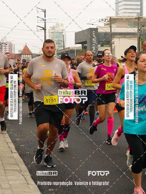 Buy your photos of the eventMeia Maratona de Blumenau on Fotop