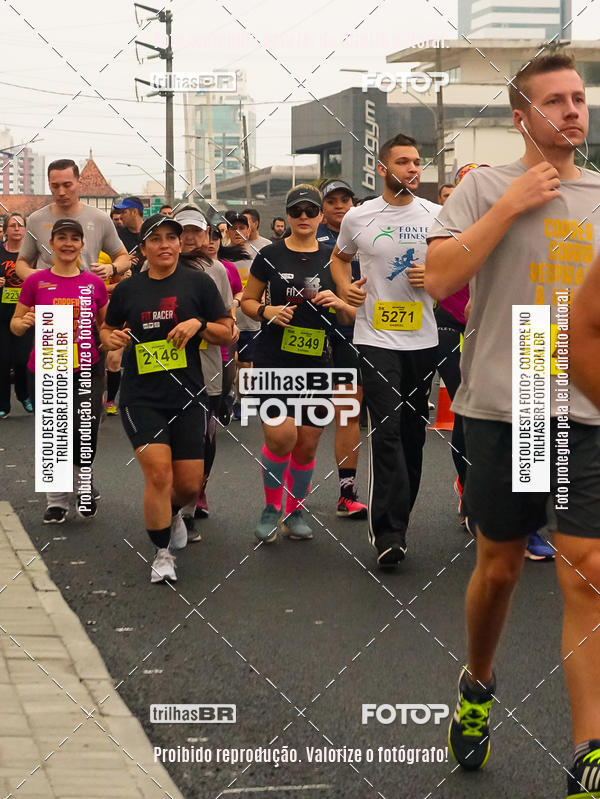 Buy your photos of the eventMeia Maratona de Blumenau on Fotop