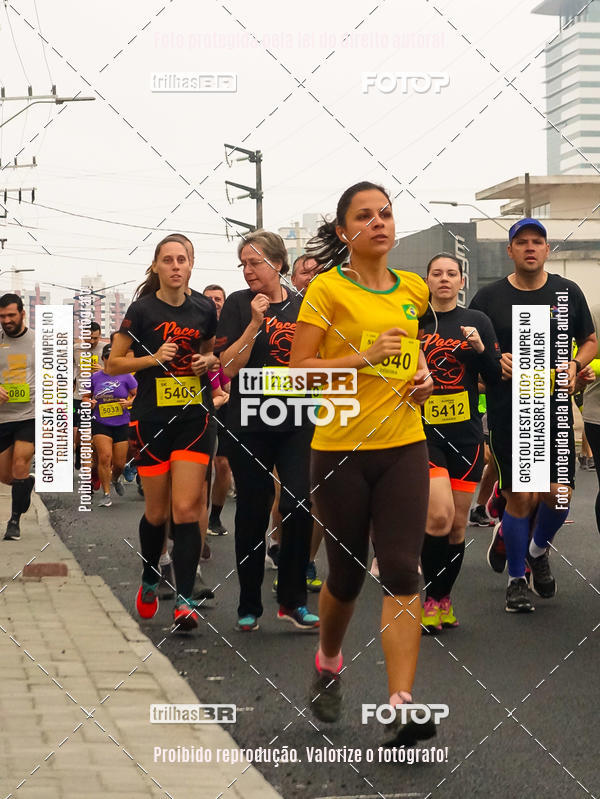 Buy your photos of the eventMeia Maratona de Blumenau on Fotop