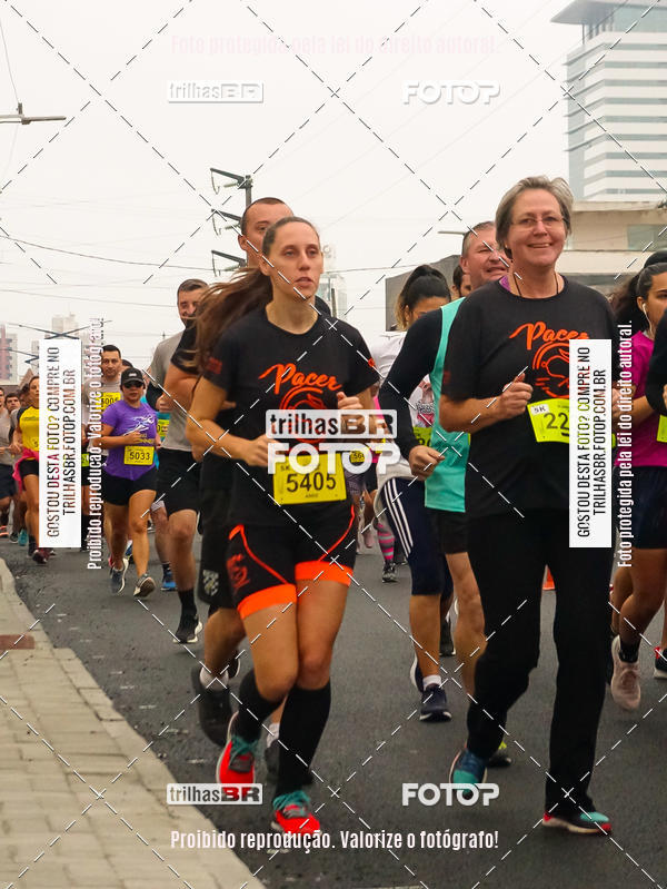 Buy your photos of the eventMeia Maratona de Blumenau on Fotop