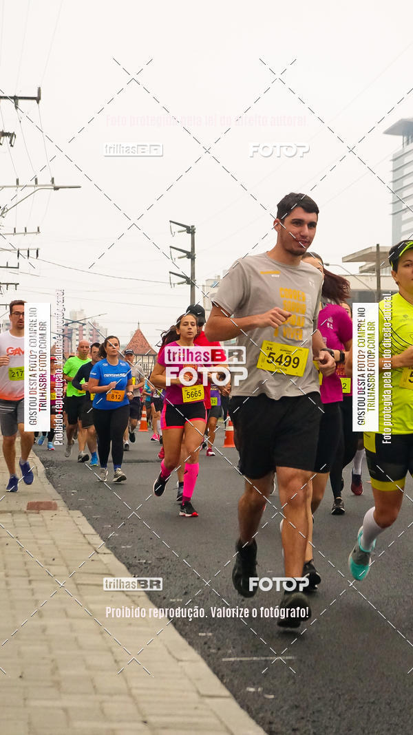 Buy your photos of the eventMeia Maratona de Blumenau on Fotop