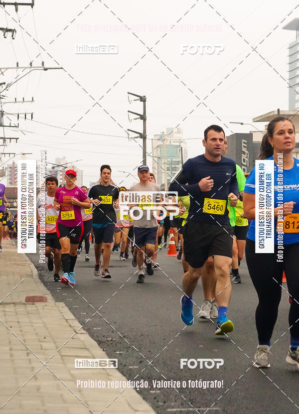 Buy your photos of the eventMeia Maratona de Blumenau on Fotop