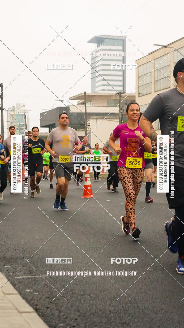 Buy your photos of the eventMeia Maratona de Blumenau on Fotop