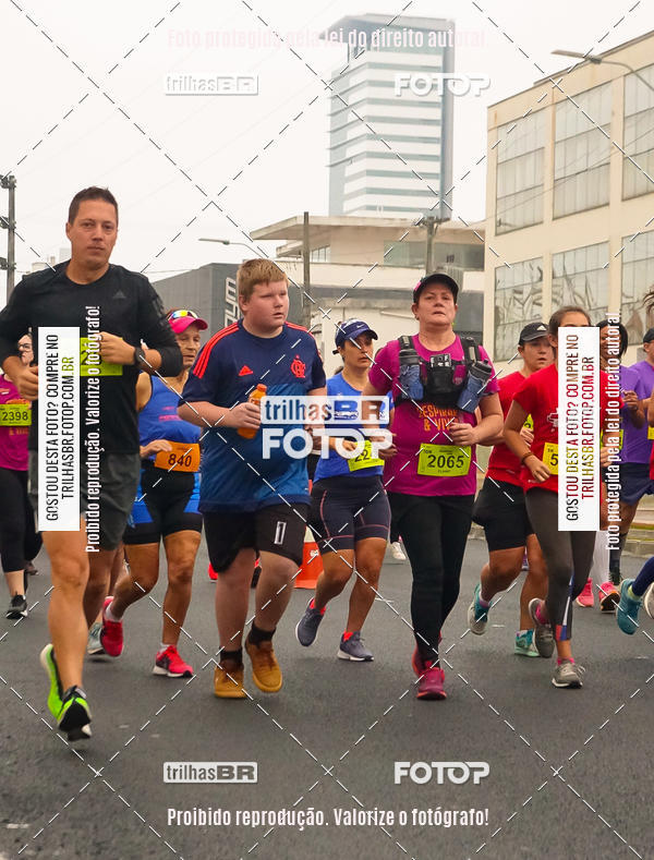 Buy your photos of the eventMeia Maratona de Blumenau on Fotop