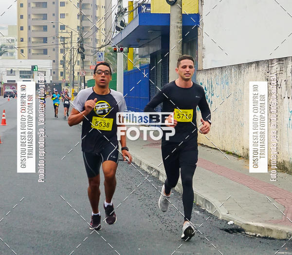 Buy your photos of the eventMeia Maratona de Blumenau on Fotop