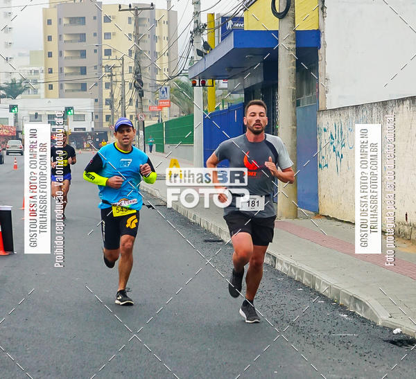 Buy your photos of the eventMeia Maratona de Blumenau on Fotop