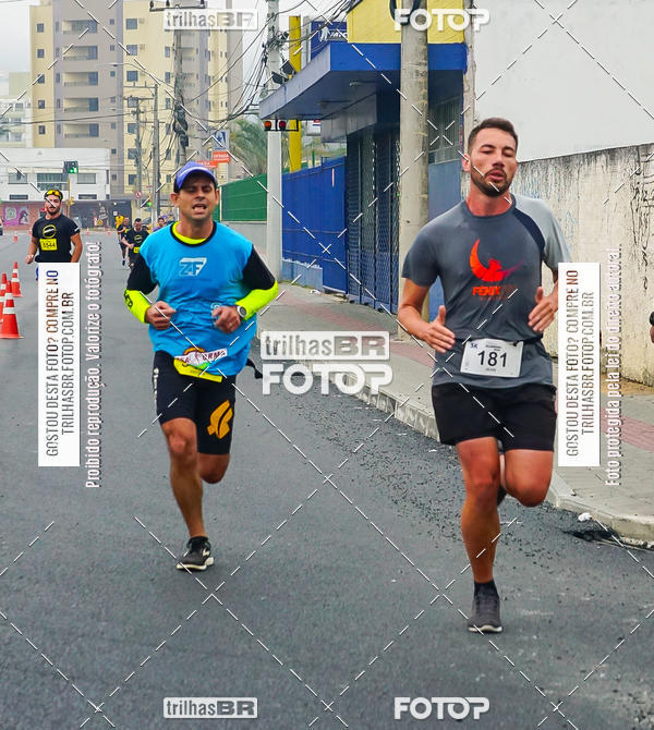 Buy your photos of the eventMeia Maratona de Blumenau on Fotop