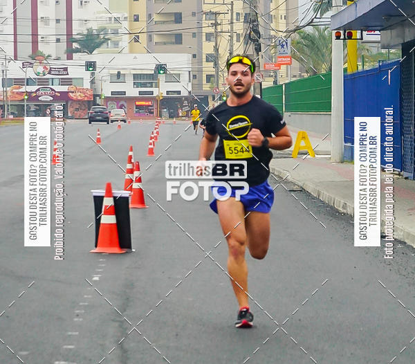 Buy your photos of the eventMeia Maratona de Blumenau on Fotop