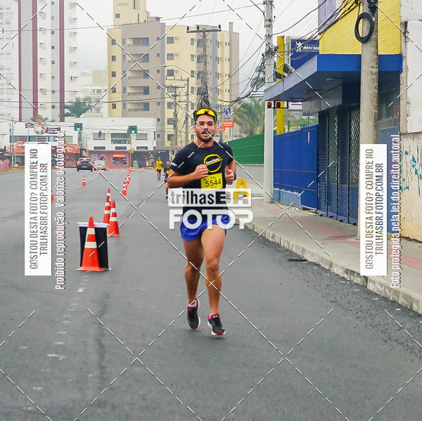 Buy your photos of the eventMeia Maratona de Blumenau on Fotop