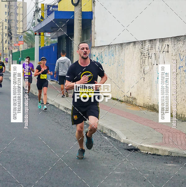 Buy your photos of the eventMeia Maratona de Blumenau on Fotop