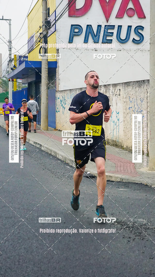 Buy your photos of the eventMeia Maratona de Blumenau on Fotop