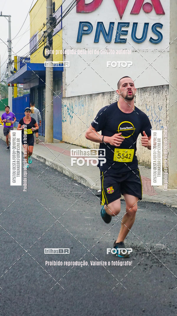 Buy your photos of the eventMeia Maratona de Blumenau on Fotop