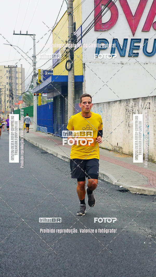 Buy your photos of the eventMeia Maratona de Blumenau on Fotop