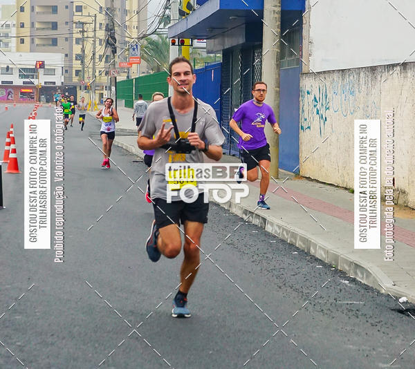 Buy your photos of the eventMeia Maratona de Blumenau on Fotop