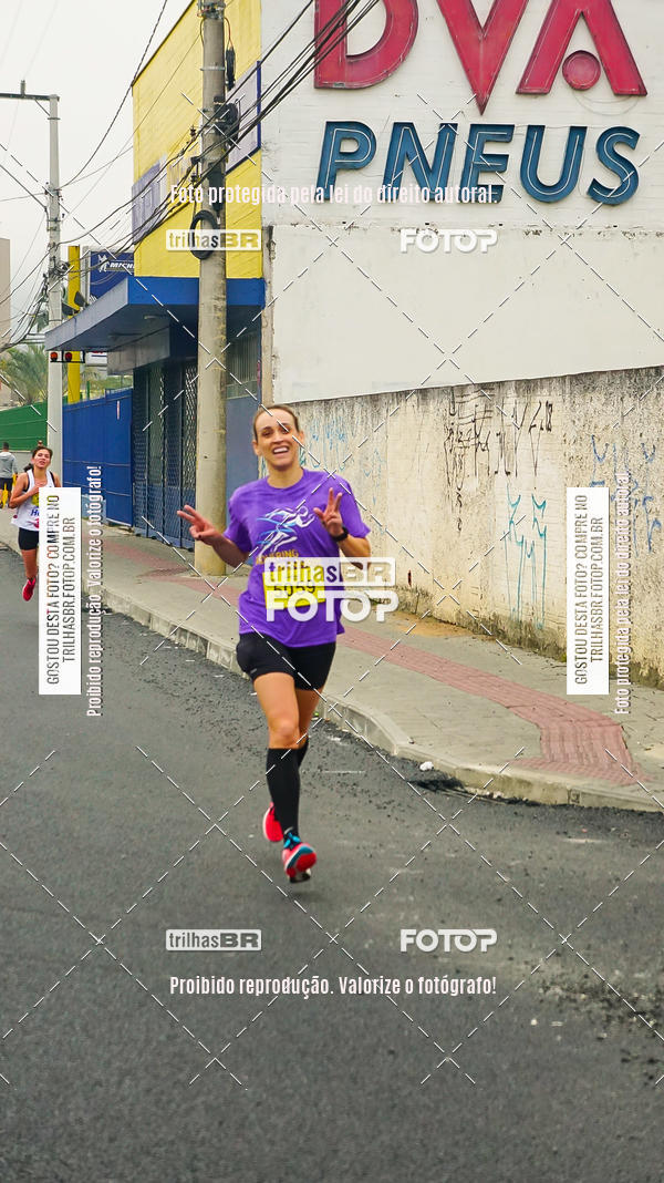 Buy your photos of the eventMeia Maratona de Blumenau on Fotop
