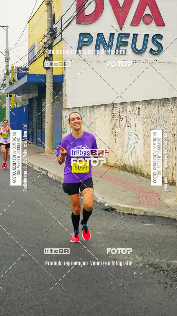 Buy your photos of the eventMeia Maratona de Blumenau on Fotop