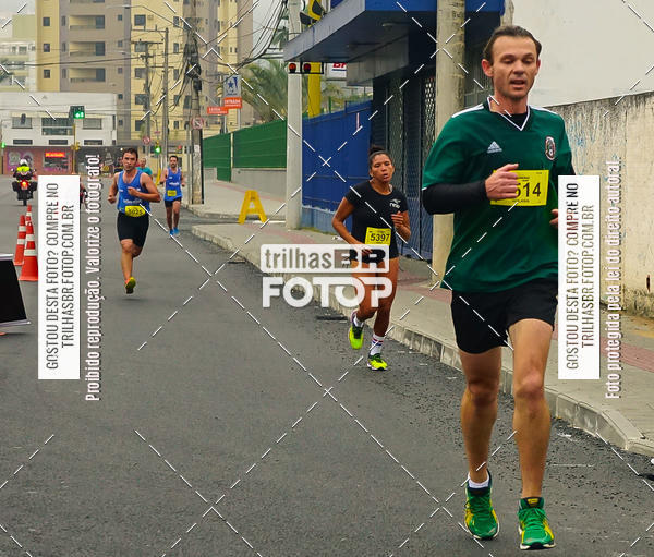 Buy your photos of the eventMeia Maratona de Blumenau on Fotop