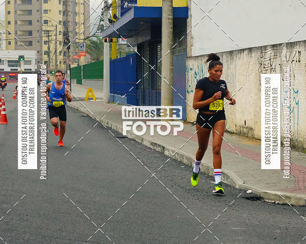 Buy your photos of the eventMeia Maratona de Blumenau on Fotop