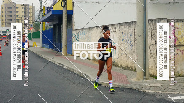 Buy your photos of the eventMeia Maratona de Blumenau on Fotop