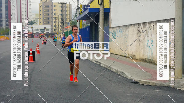 Buy your photos of the eventMeia Maratona de Blumenau on Fotop