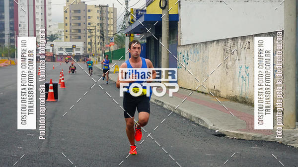 Buy your photos of the eventMeia Maratona de Blumenau on Fotop