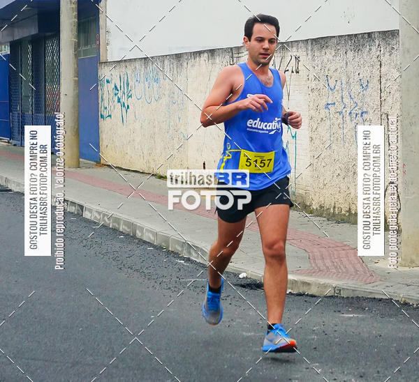 Buy your photos of the eventMeia Maratona de Blumenau on Fotop