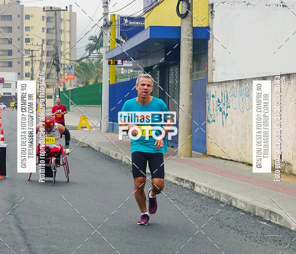 Buy your photos of the eventMeia Maratona de Blumenau on Fotop