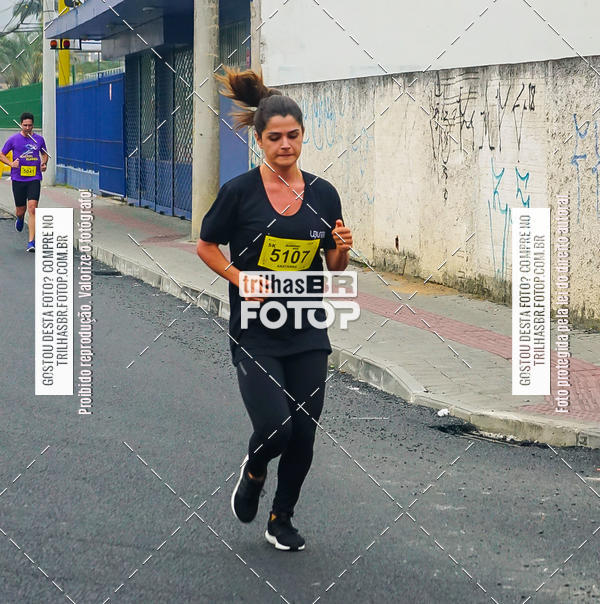 Buy your photos of the eventMeia Maratona de Blumenau on Fotop
