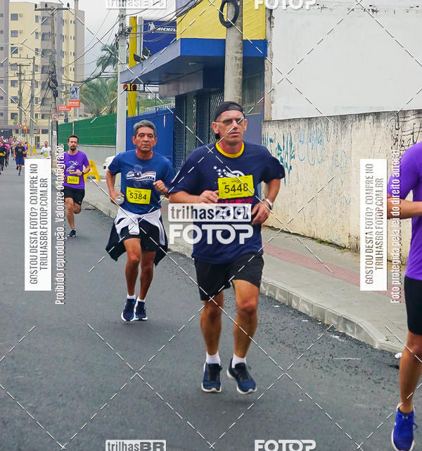 Buy your photos of the eventMeia Maratona de Blumenau on Fotop