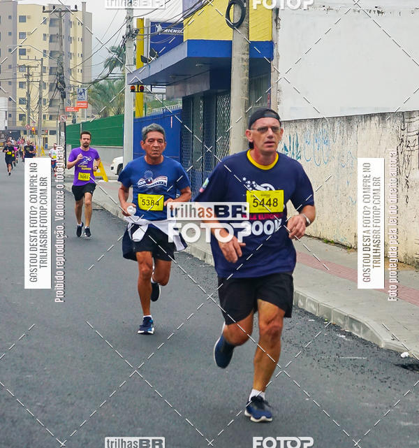 Buy your photos of the eventMeia Maratona de Blumenau on Fotop