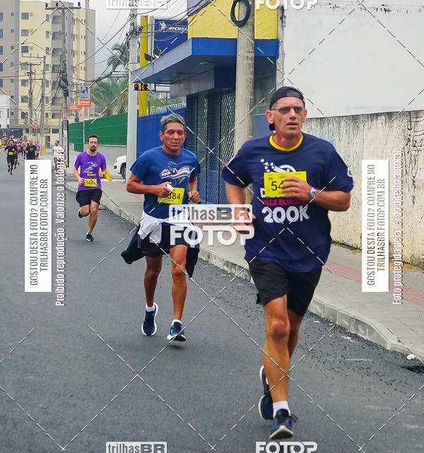 Buy your photos of the eventMeia Maratona de Blumenau on Fotop