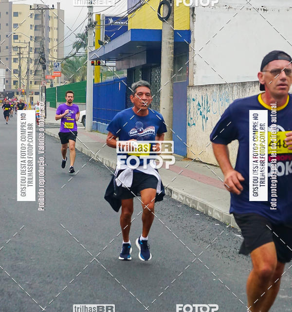 Buy your photos of the eventMeia Maratona de Blumenau on Fotop