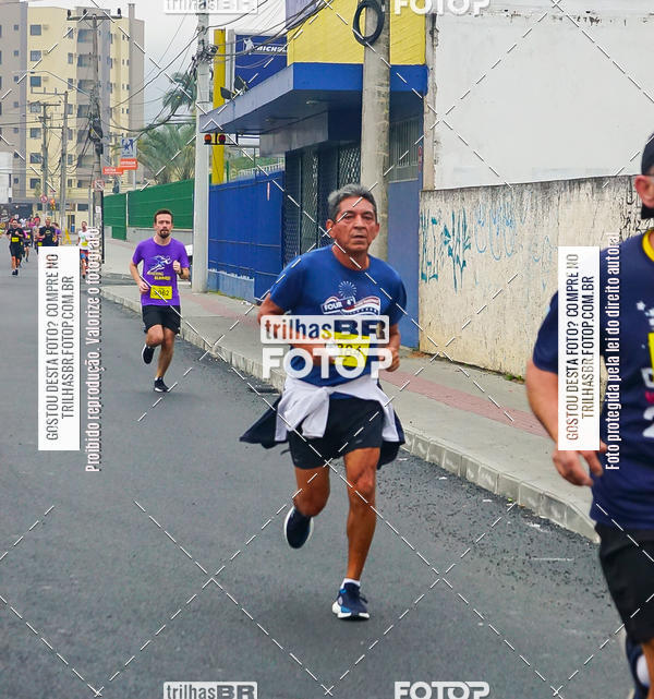 Buy your photos of the eventMeia Maratona de Blumenau on Fotop