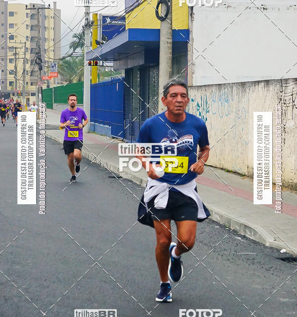 Buy your photos of the eventMeia Maratona de Blumenau on Fotop
