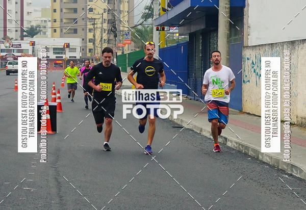 Buy your photos of the eventMeia Maratona de Blumenau on Fotop