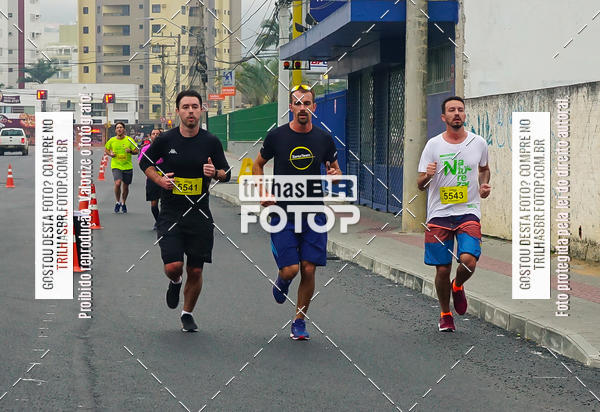 Buy your photos of the eventMeia Maratona de Blumenau on Fotop