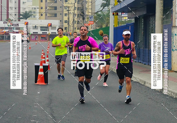 Buy your photos of the eventMeia Maratona de Blumenau on Fotop