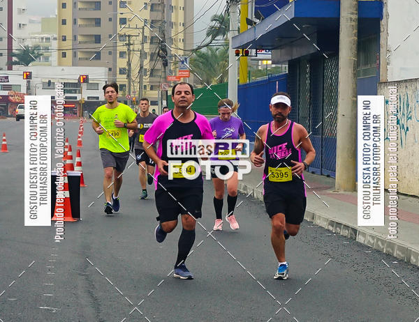 Buy your photos of the eventMeia Maratona de Blumenau on Fotop