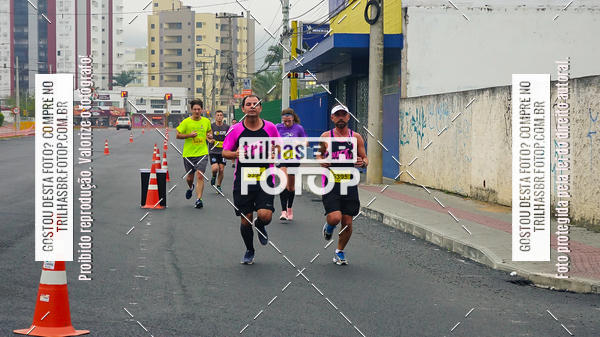Buy your photos of the eventMeia Maratona de Blumenau on Fotop