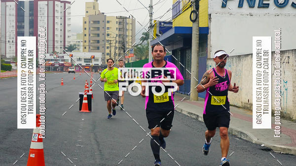Buy your photos of the eventMeia Maratona de Blumenau on Fotop