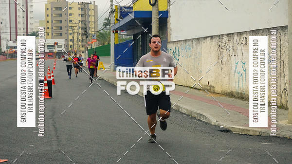 Buy your photos of the eventMeia Maratona de Blumenau on Fotop