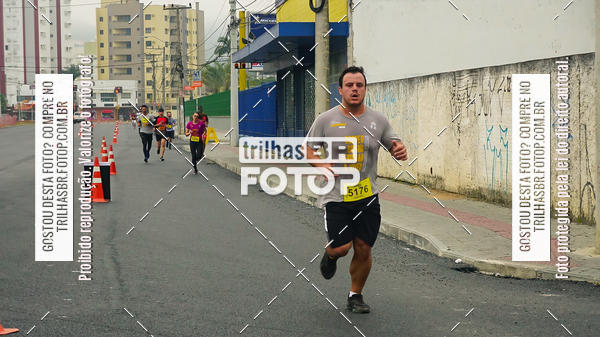 Buy your photos of the eventMeia Maratona de Blumenau on Fotop